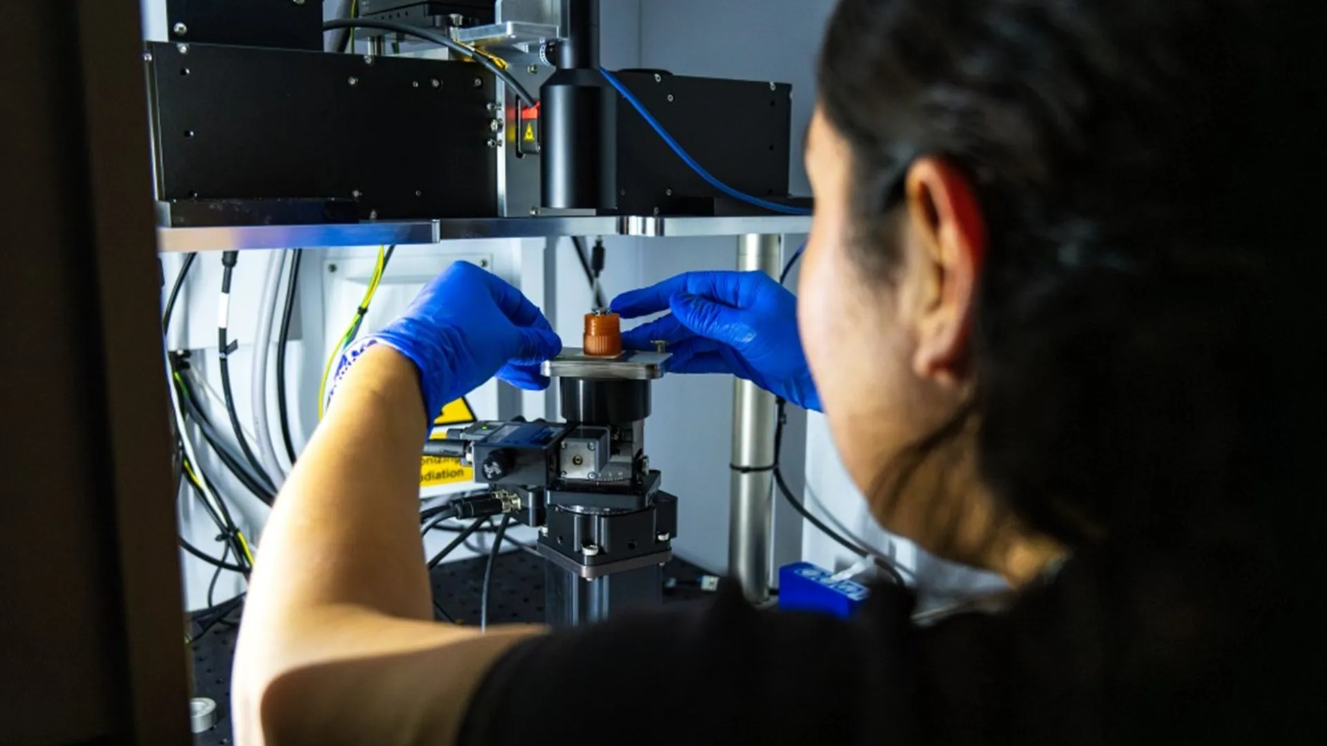 Neues Quantenmaterial schaltet Supraleitung bei 70 Tesla wieder ein