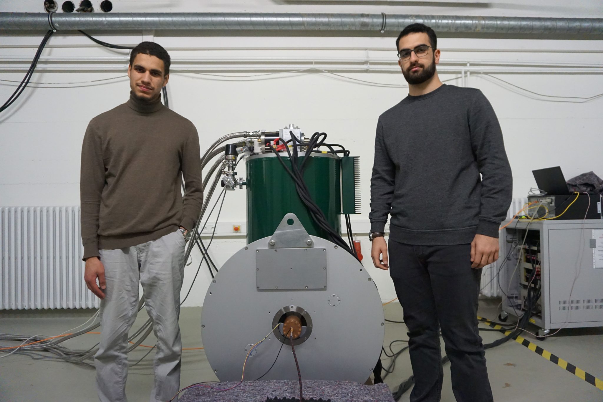Studierende bauen Dunkle-Materie-Detektor und setzen neue experimentelle Grenzen