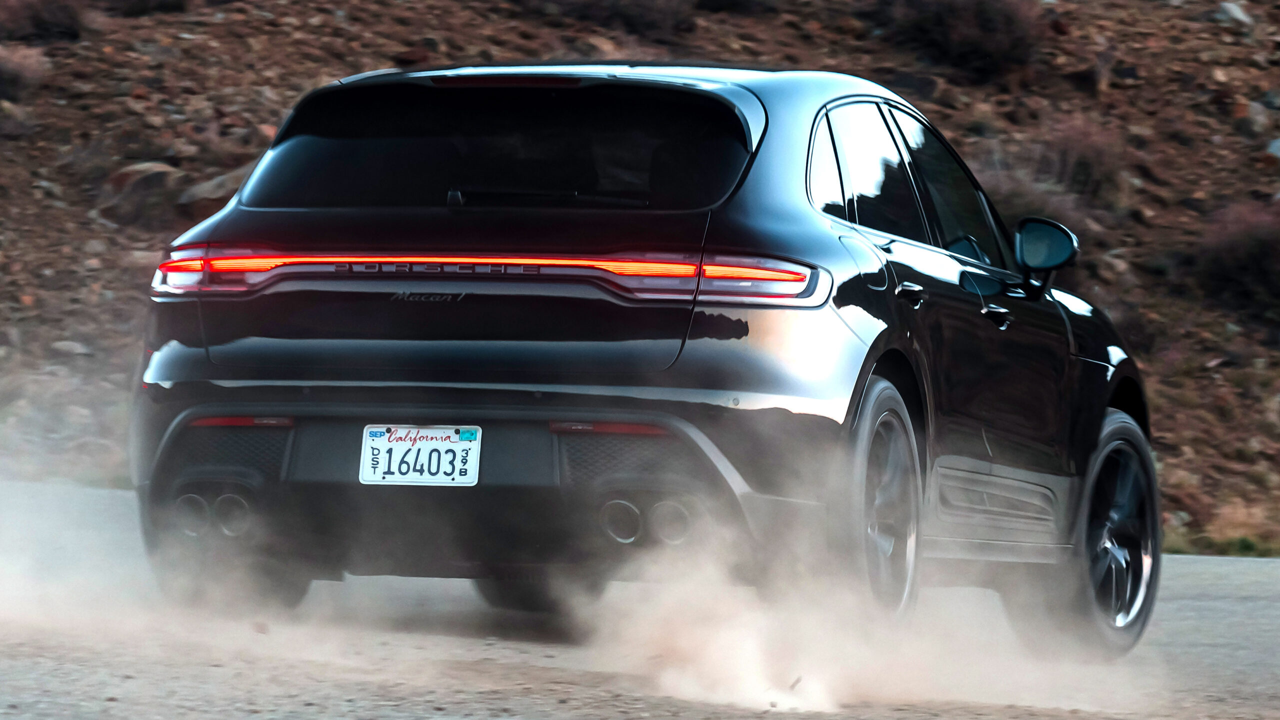 10.130 Gasautos verkaufen sich besser als E-Autos: Porsche rockt diesen Sommer