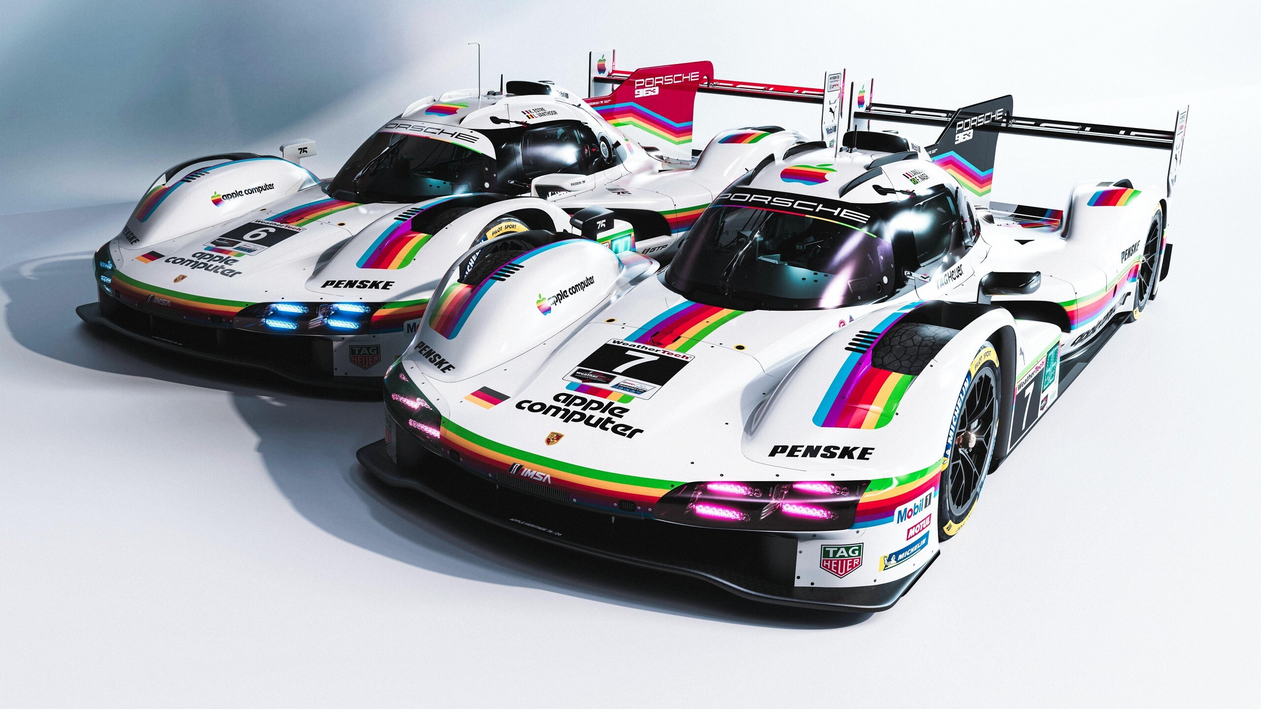Apple's Logo kehrt nach 46 Jahren auf einem Porsche zurück | Carscoops