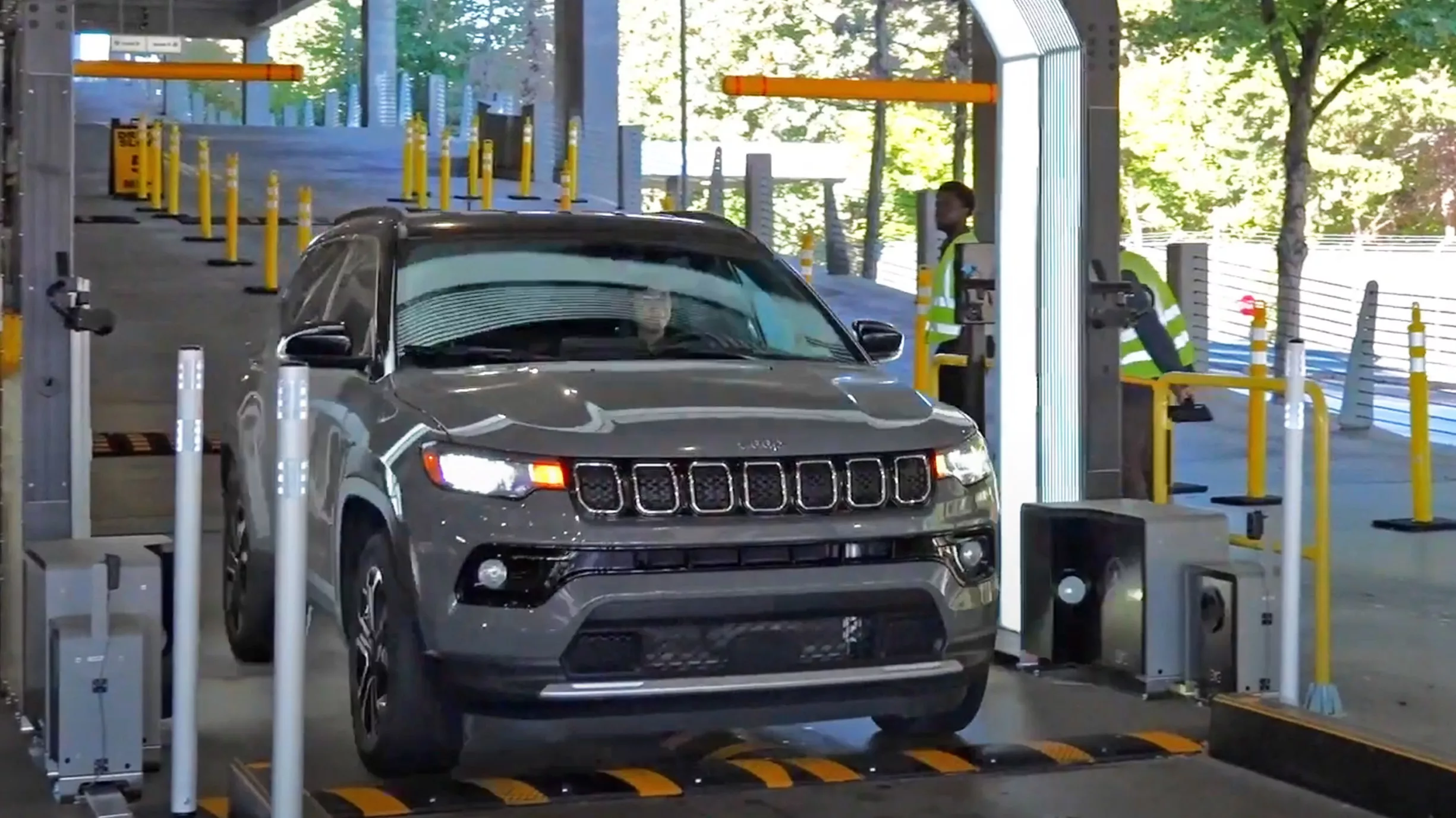 Hertz meldet, KI Schäden erkennt; JFKs Enkel sagt, sie fängt Mieter ein | Carscoops