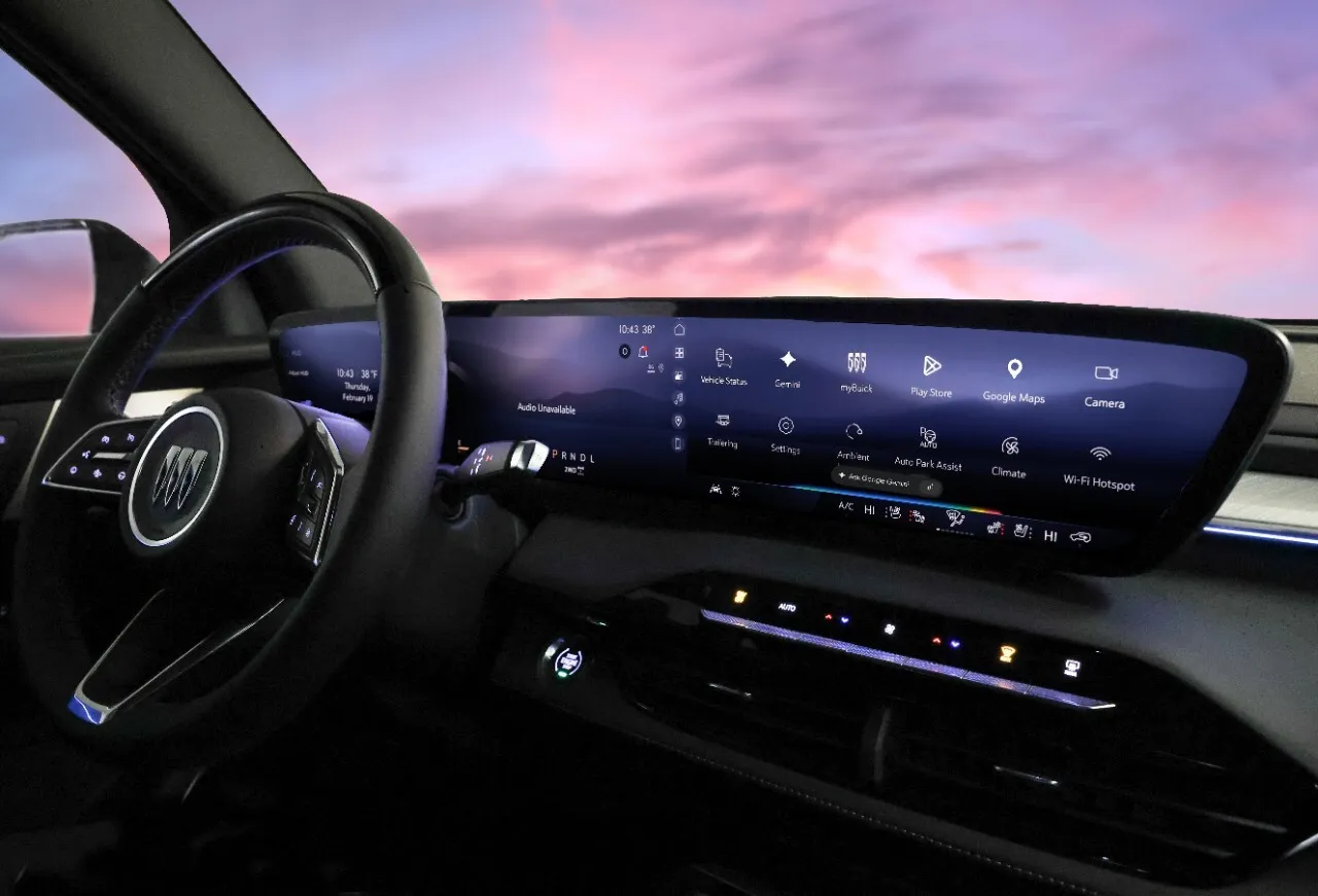 Googles KI beendet die ra der schlechten Sprachassistenten in Millionen von Autos