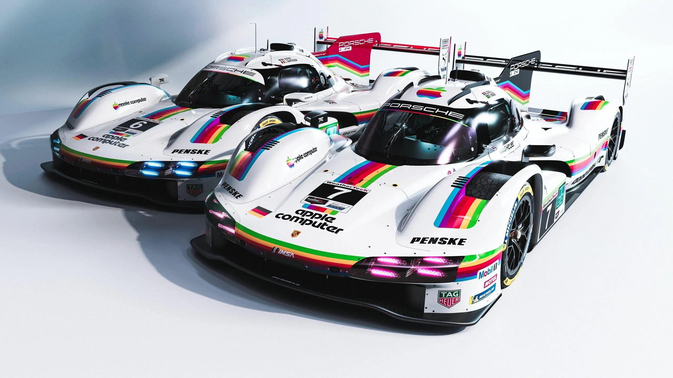 Apple's Logo kehrt nach 46 Jahren auf einem Porsche zurück | Carscoops