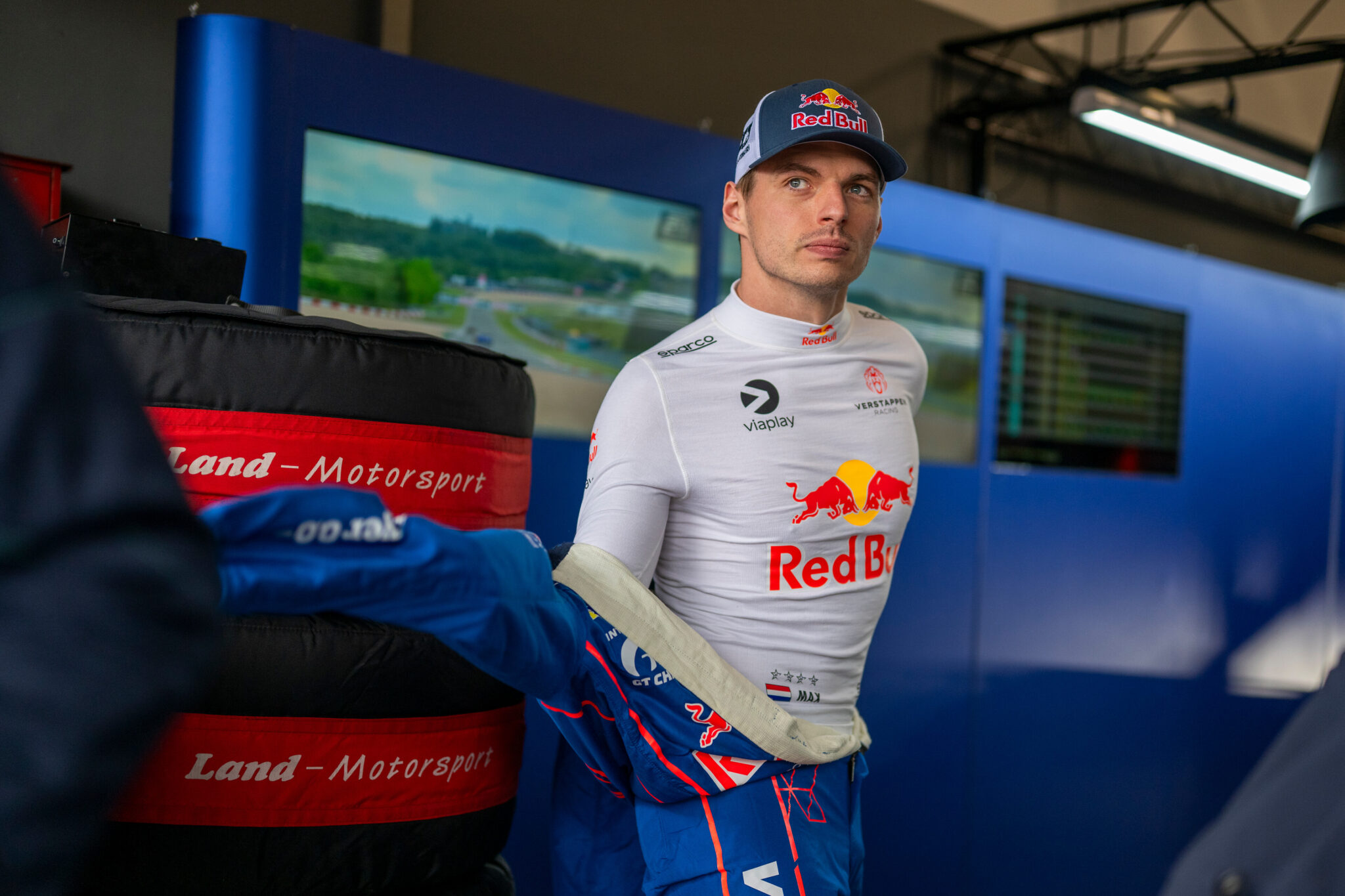 Max Verstappen droht der Rückzug nach bitterem Kampf um die Macht im Ferrari-Management