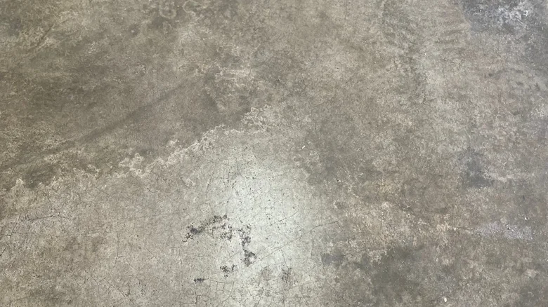 Vor- und Nachteile der Verwendung von Acryl-Betonversiegelungen in Ihrer Garage