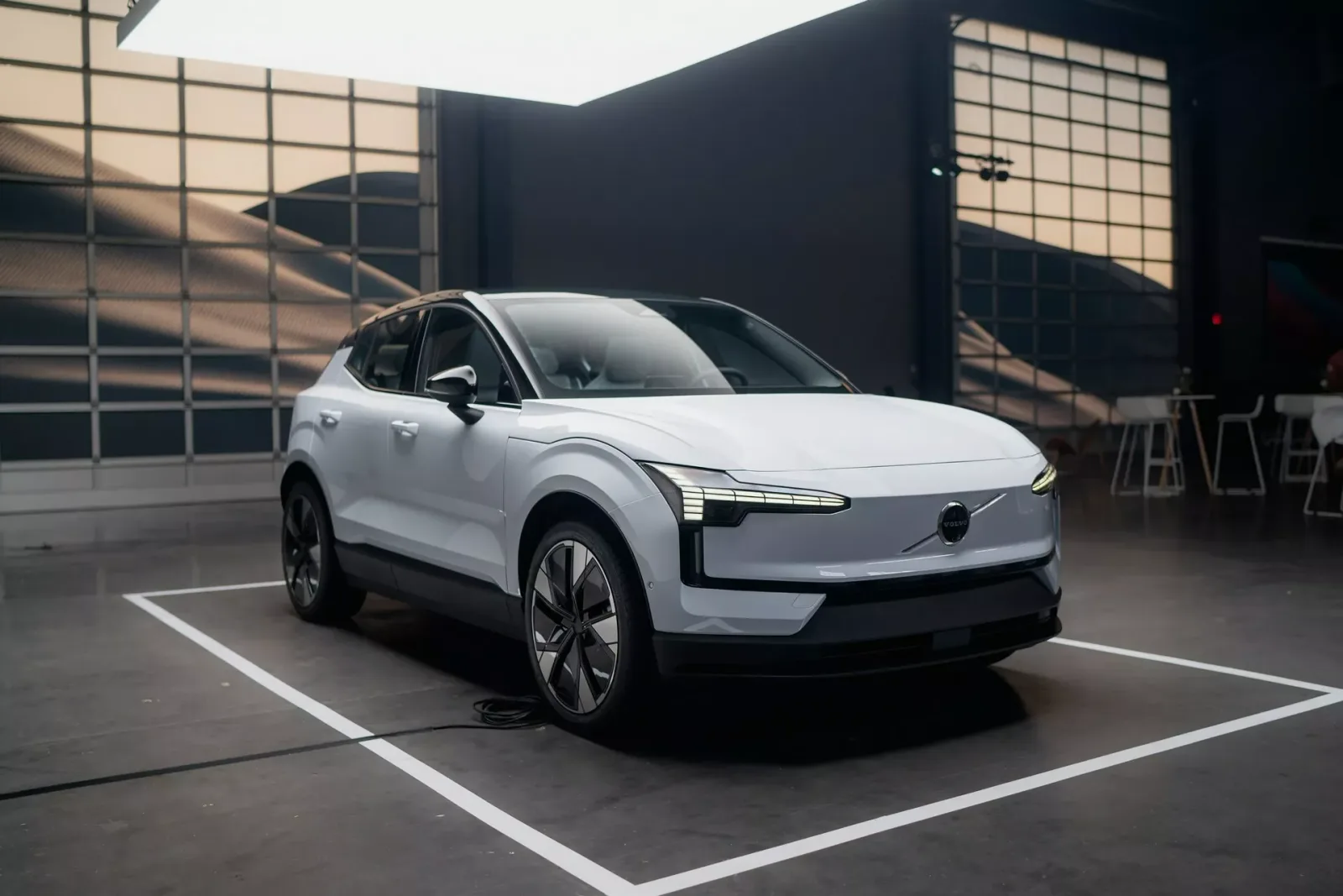 Volvo entwickelt erschwingliches Elektroauto als Nachfolger des EX30
