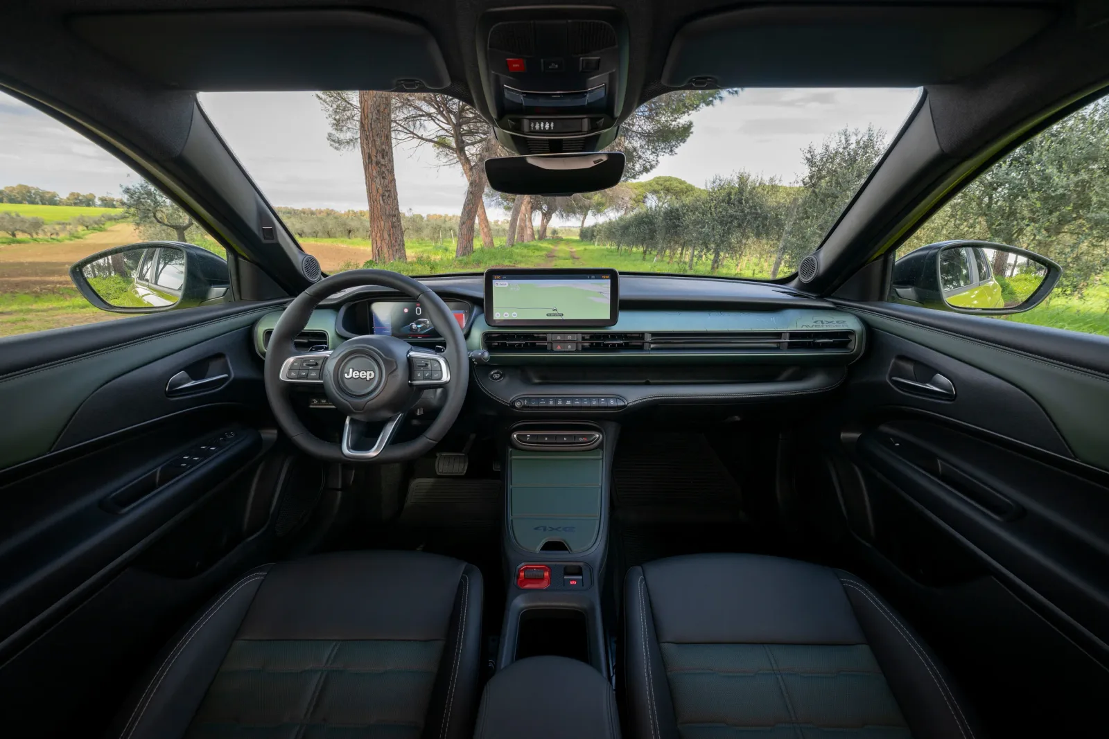 Jeep Avenger erhält modernisiertes Interieur und neuen Turbomotor