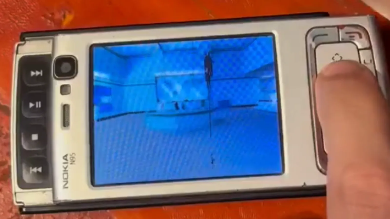 Developer gets Half-Life running at 30 FPS on a Nokia N95 — proves 2007 phones can just about match 1998 PCs