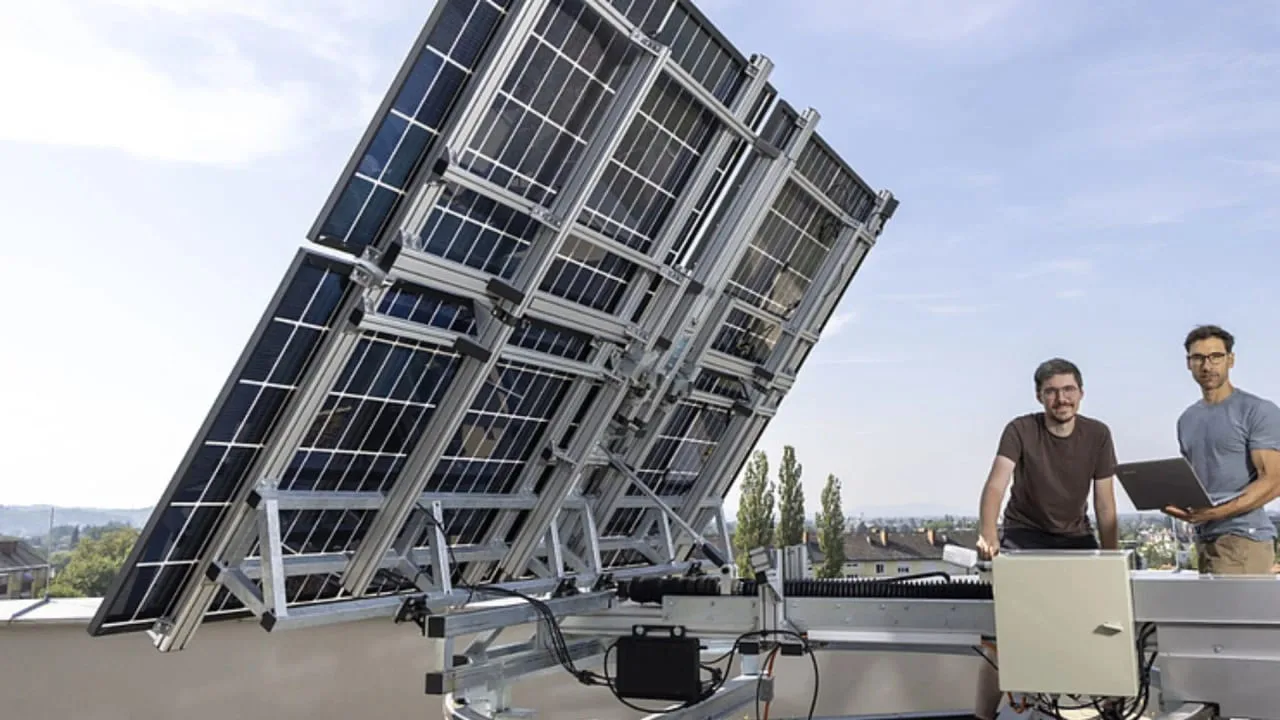 Neue intelligente Solarpaneele entwickeln sich, die sich bei Stürmen zusammenklappen und die Energieausbeute um 40 Prozent steigern.
