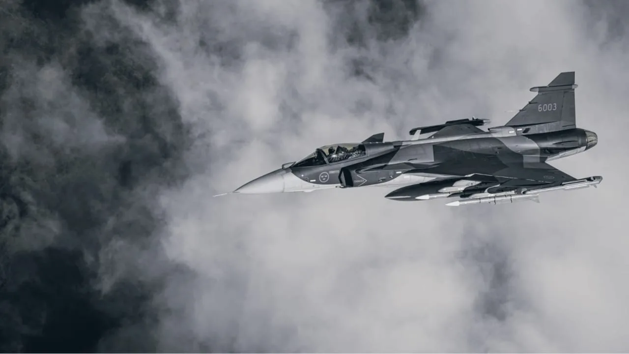 Saab unterzeichnete einen Liefervertrag für 16 Gripen E-Kampfflugzeuge für die Ukraine.