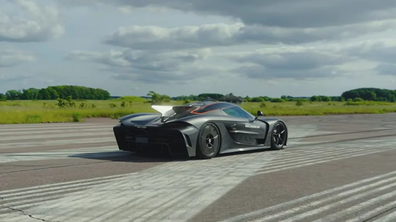 Koenigsegg Jesko Absolut bricht zwei neue Geschwindigkeitsrekorde