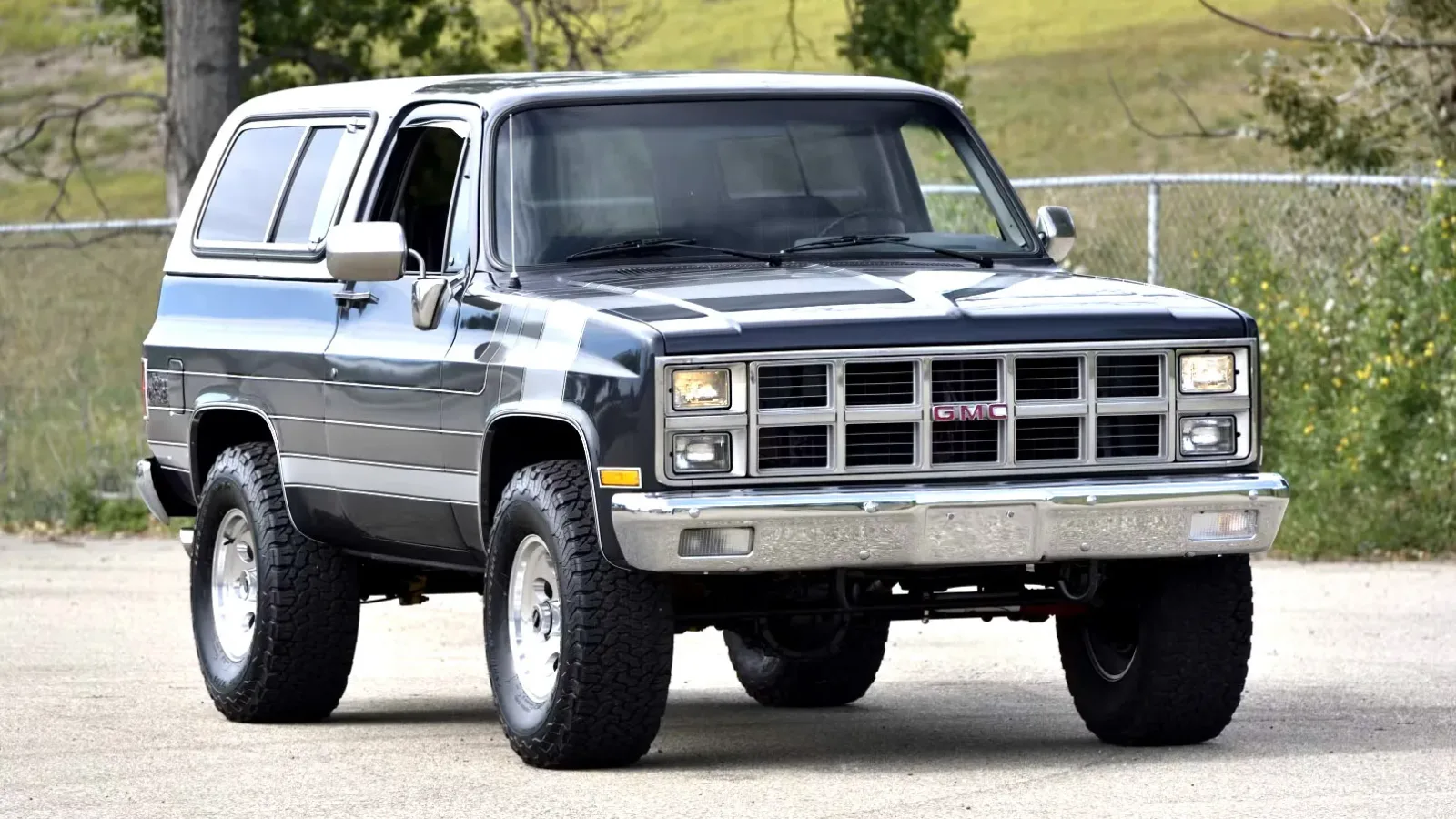 GMC's New Jimmy Could Revive Its Square Body Look To Fight The Bronco | Carscoops