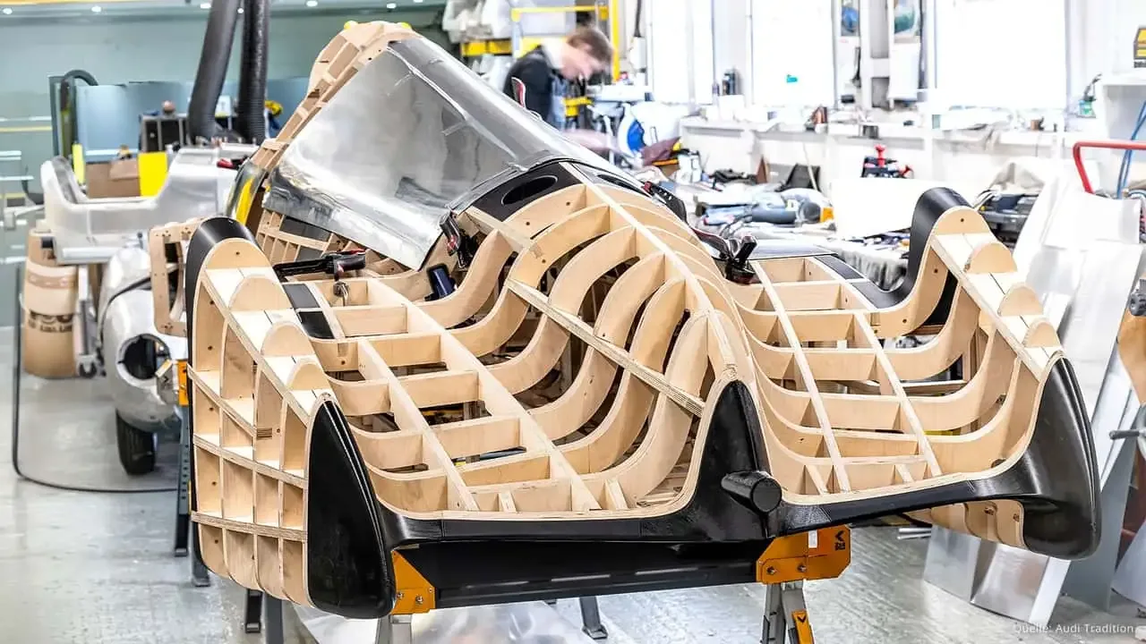 Audi präsentiert Rekordwagen mit 16 Zylindern