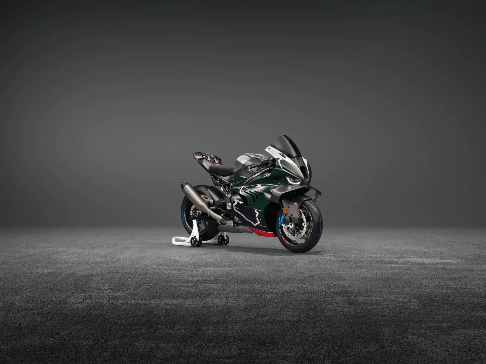 BMW M 1000 RR kostet so viel wie ein Toyota Supra