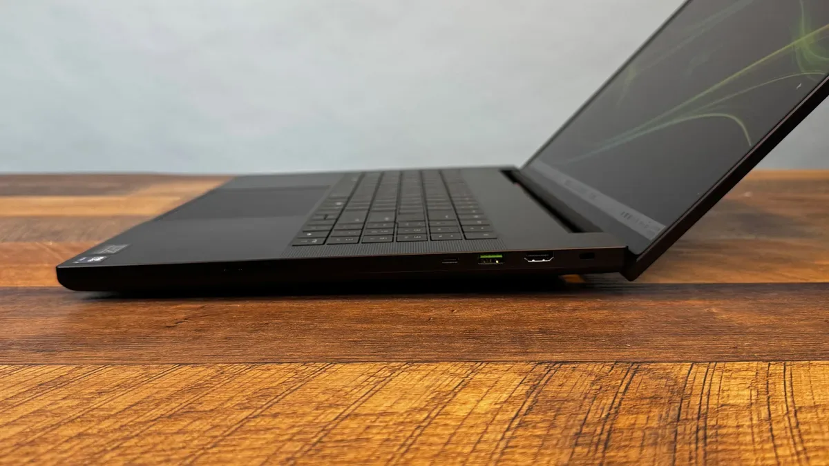 Razer Blade 18 (2026): Der neue Gaming-Allrounder kommt schnell und heiß.