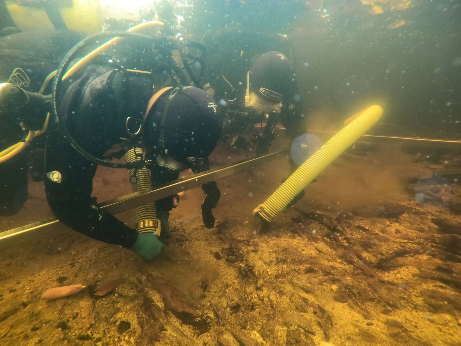 Archäologen entdecken in Schottland künstliche Insel älter als Stonehenge