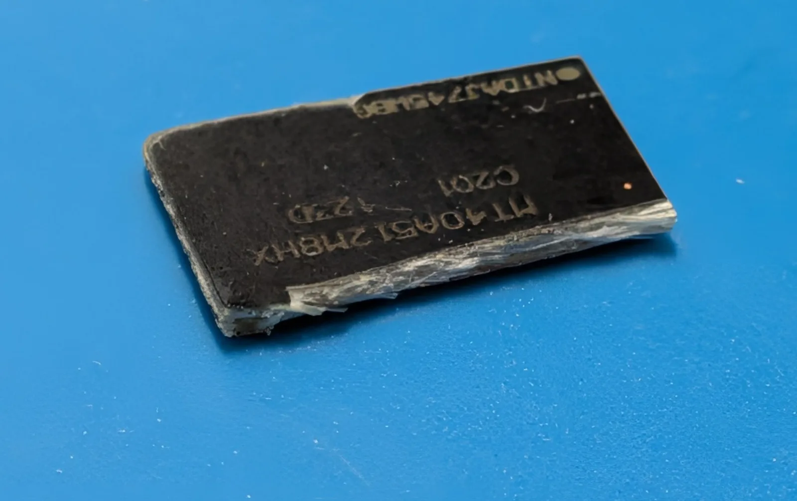 Fälschungen mit Plastikchips treiben DDR5-Preise aus dem Ruder