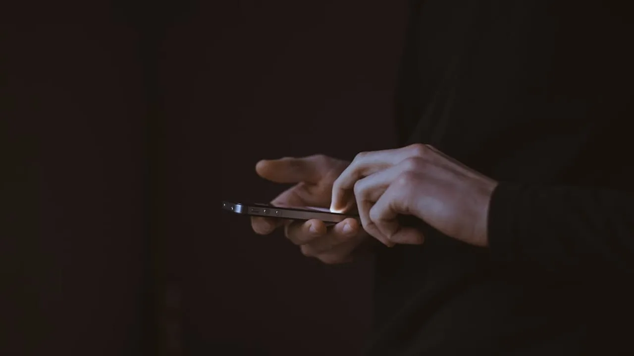 iOS 27 Geliyor: Hangi iPhone Modeli Hangi Özellikleri Alacak?