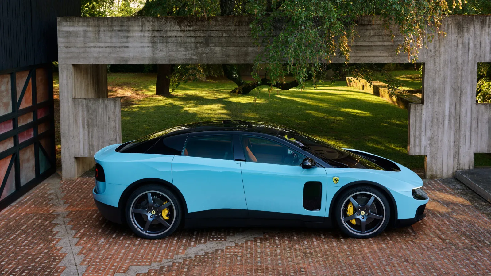 Ferrari Luce EV: Der frühe Start mit Jony Ive-Design