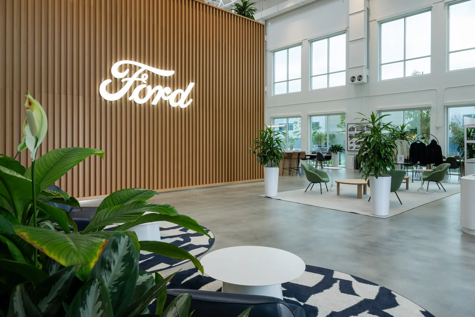 Ford und Stellantis einigen sich auf wenig, aber sie wollen die Formen- und Gussindustrie vor dem Zusammenbruch retten.