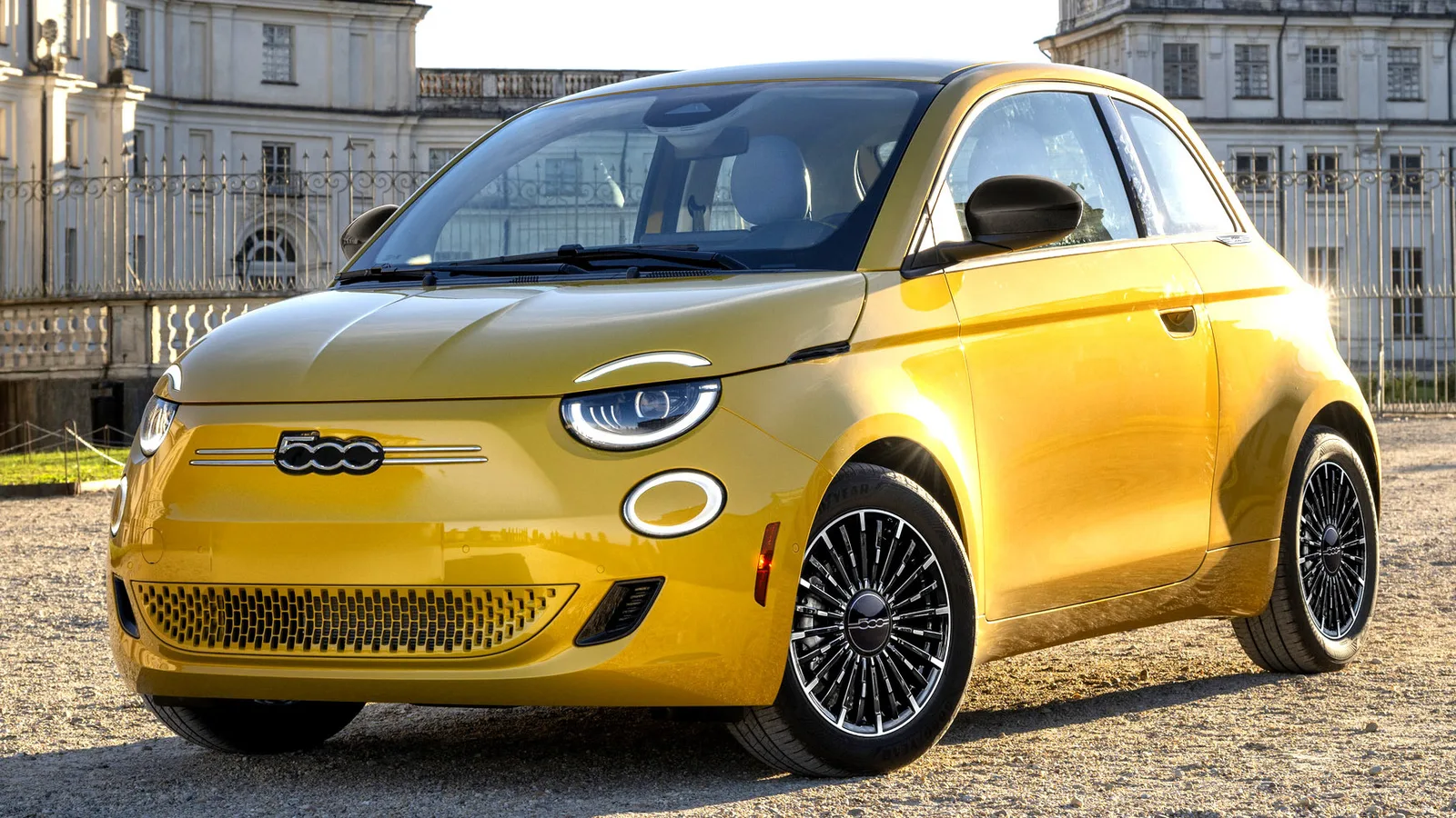 Händler können den 500e nicht bei 15.000 Dollar Rabatt verkaufen. Fiat reagiert mit einer Preiserhöhung von 5.200 Dollar | Carscoops
