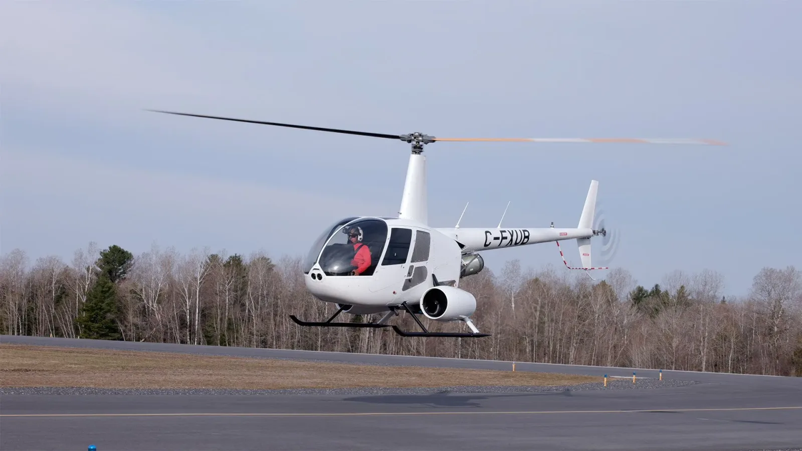 Weltweit erstes bemanntes Wasserstoff-Elektrik-Hubschraubermodell bestreitet erfolgreichen Erstflug