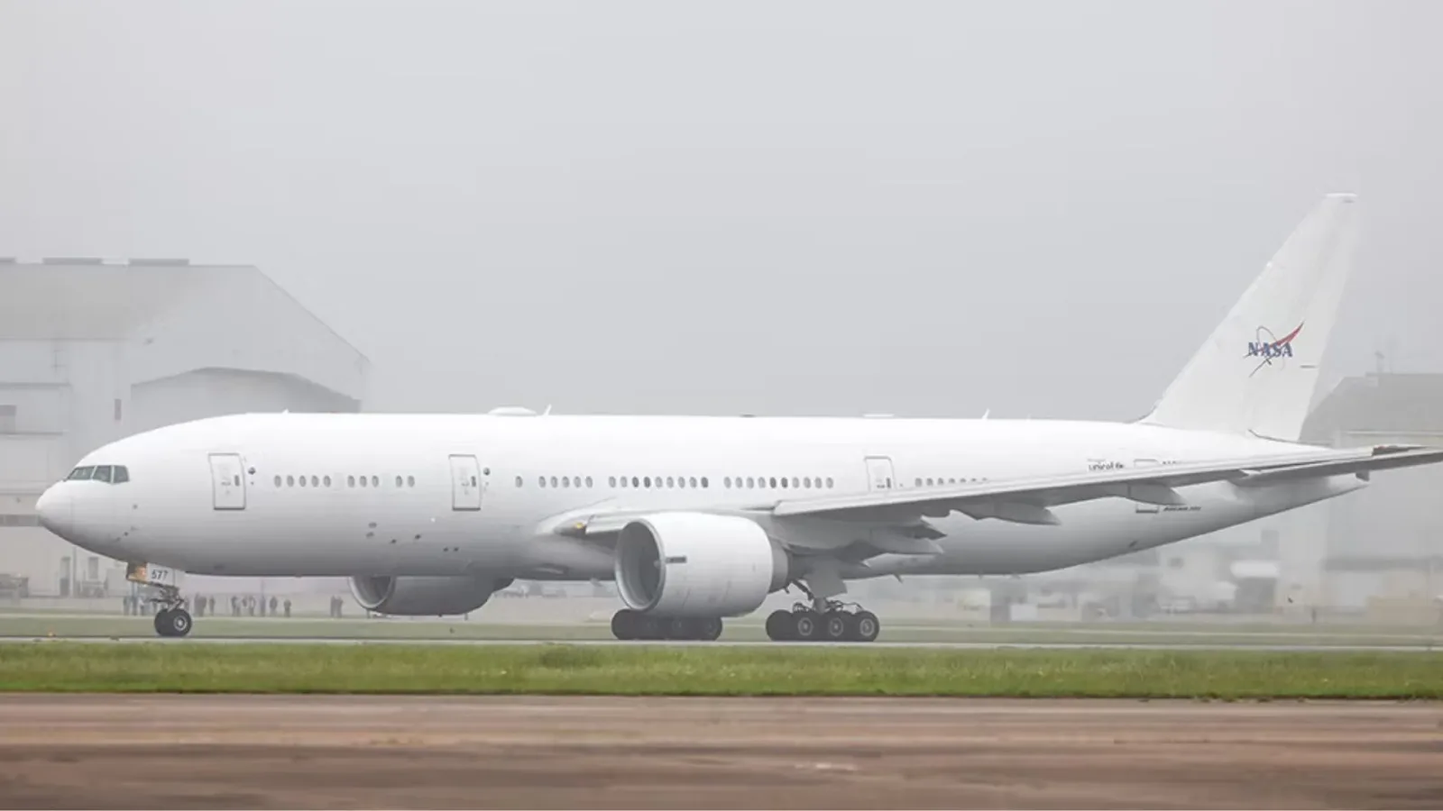 NASA gets its largest 777 research aircraft for Earth science missions