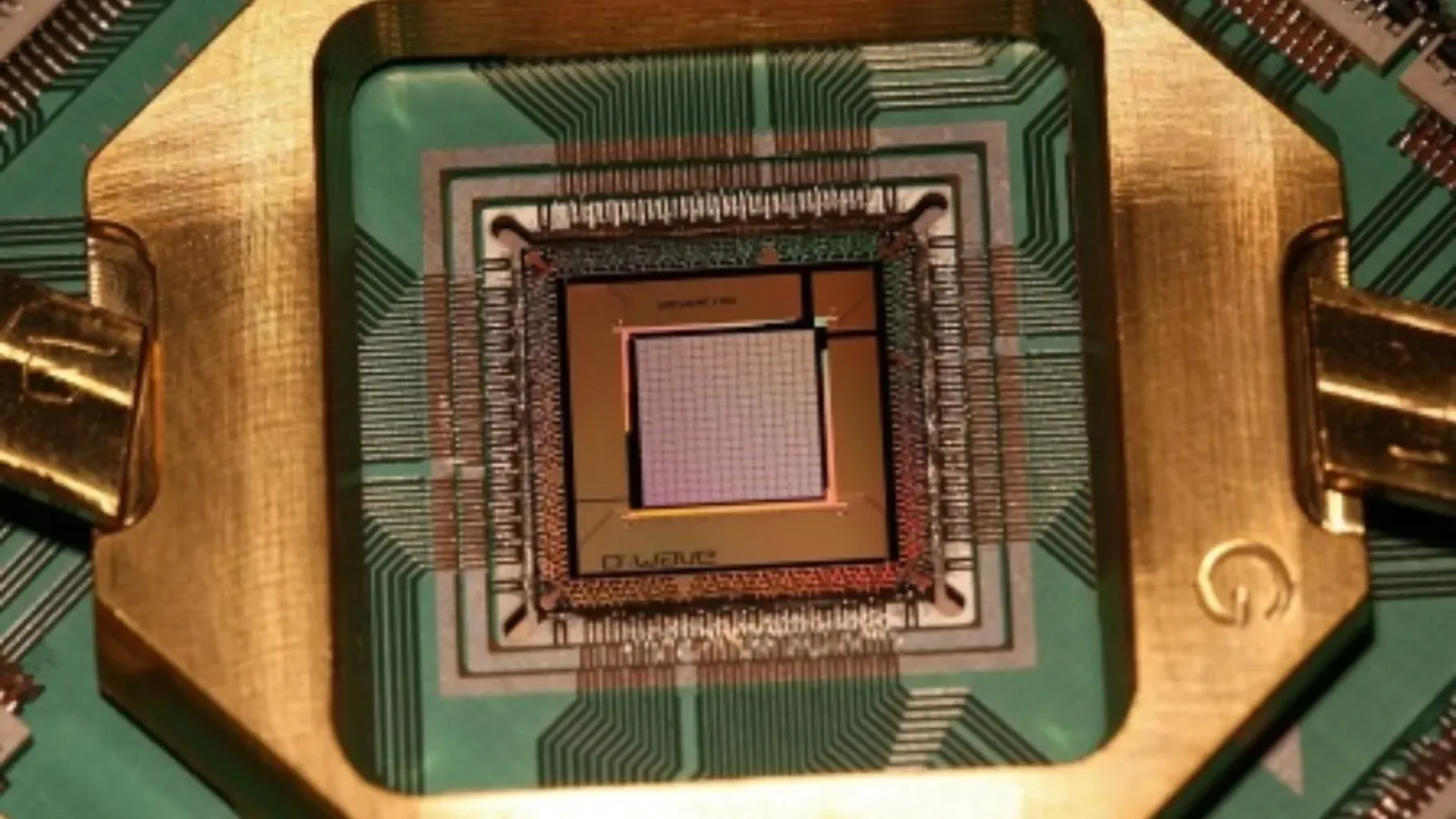 Scientists build light-based switch to replace electronic chips