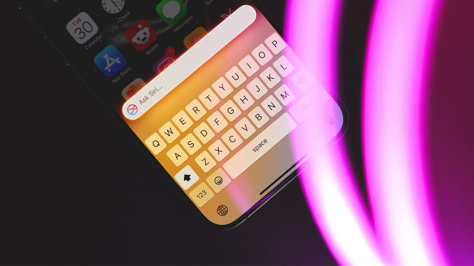 Your iPhone's Keyboard Has A Useful Built-In Feature Most People Don't Know About