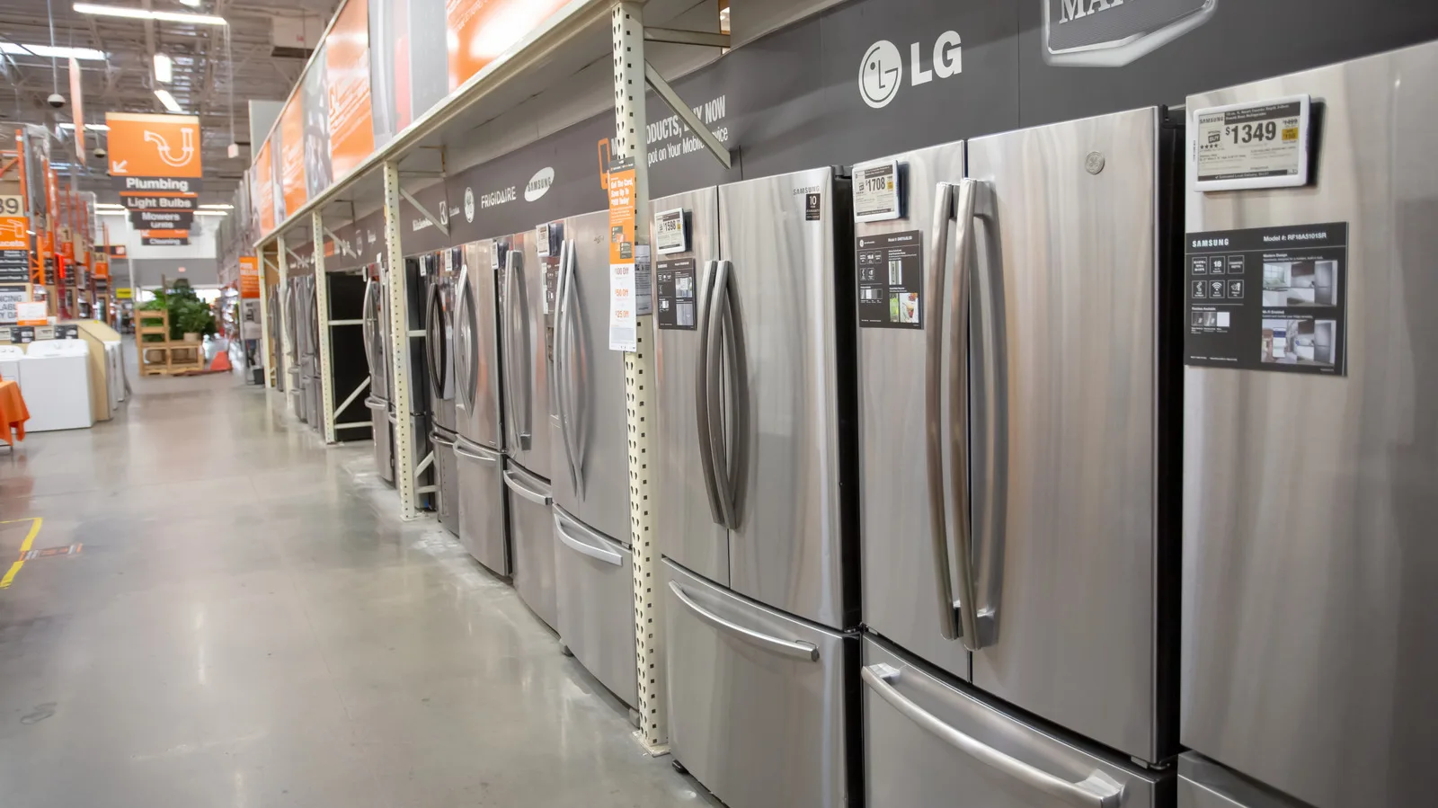 Consumer Reports Ranks This LG Bottom-Freezer Refrigerator The Best In Its Class