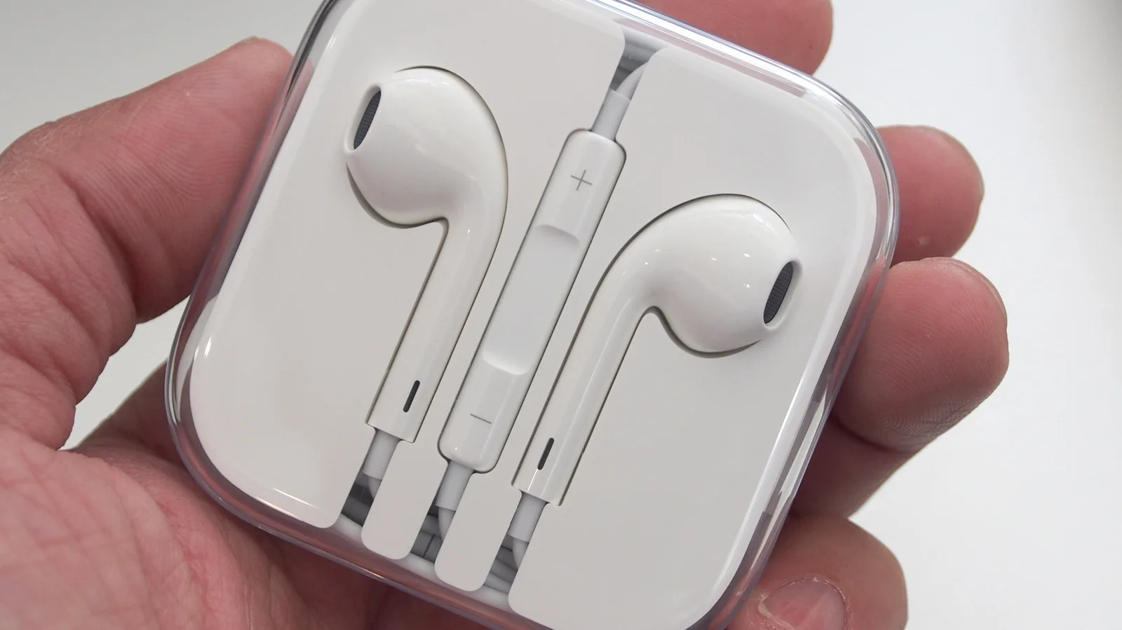 5 Older Apple Products Still Worth Buying In 2026