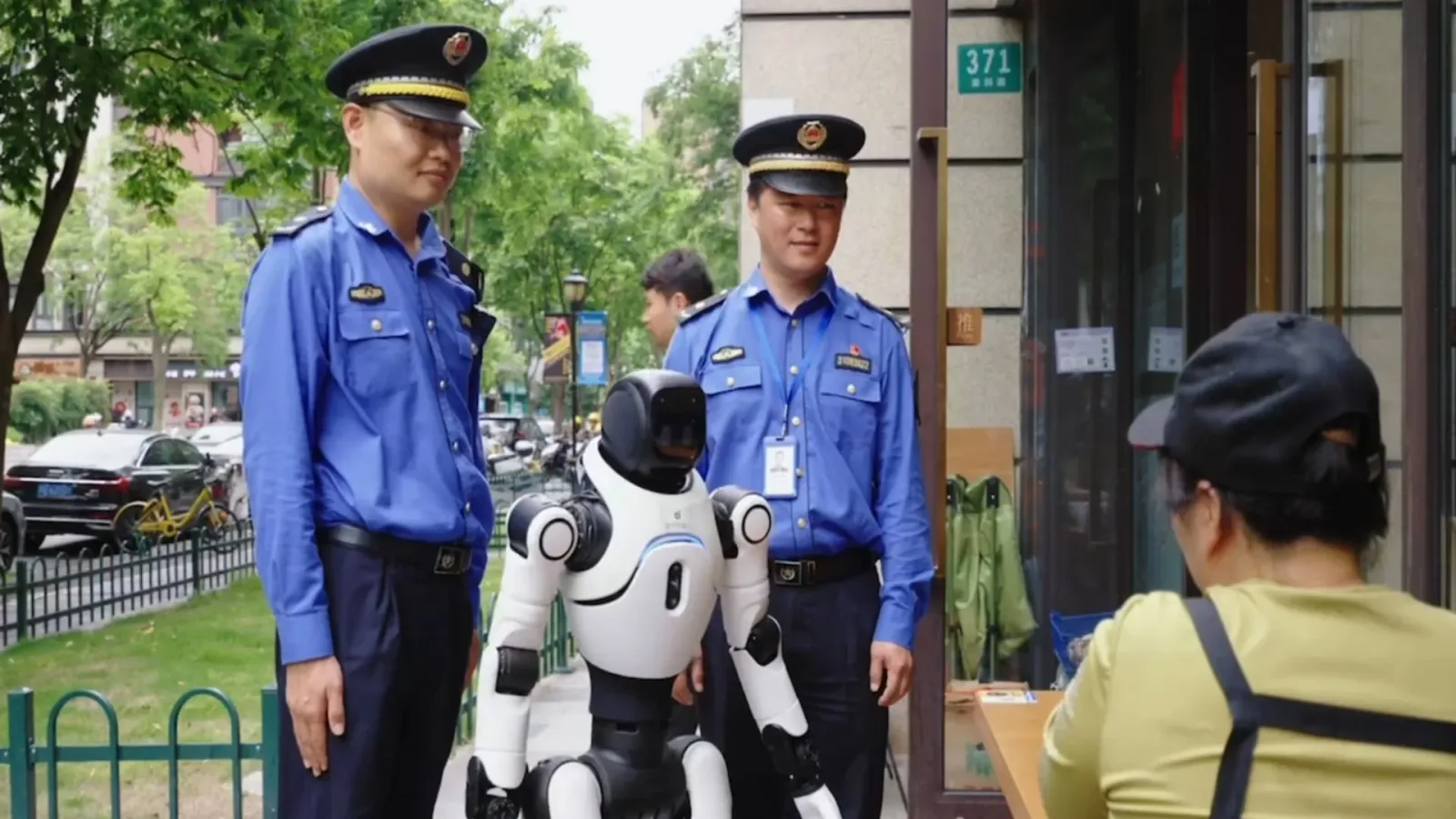 China brings humanoid robots into real street enforcement operations