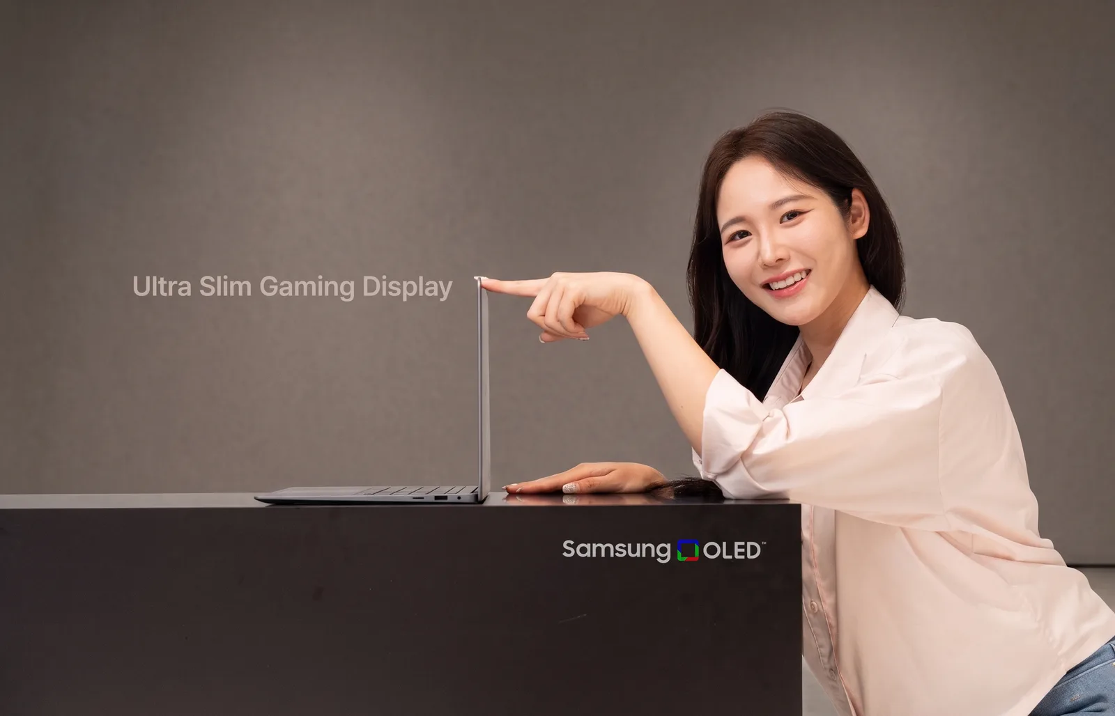 Samsung präsentierte auf der Computex das weltweit erste 4K-360Hz-Penta-Tandem-OLED und führt eine 16-Monitor-Reihe von 8,8 bis 49 Zoll an.