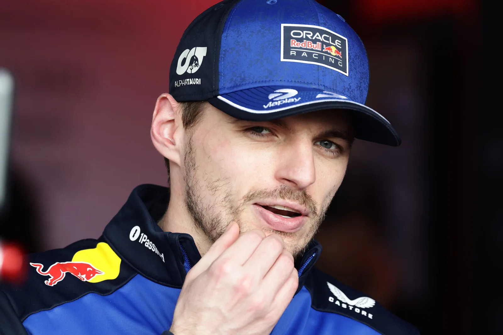 Red Bull Racing nimmt an der Diskussion teil, nachdem Netflix mit der „Hot Drivers“ F1-Werbung in den sozialen Medien für Aufsehen sorgt