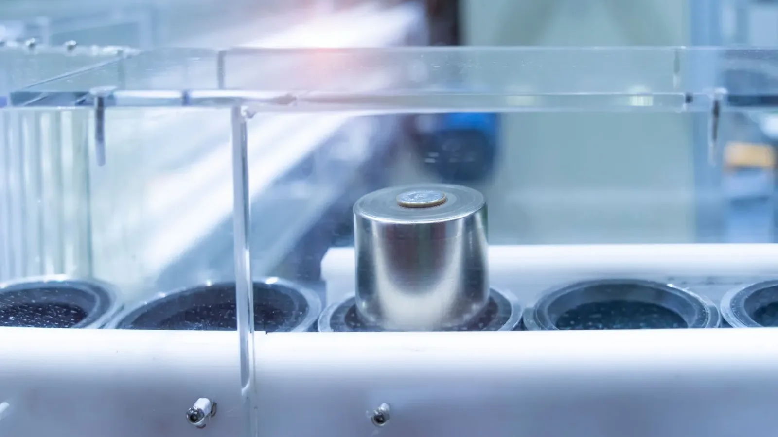 Dream Solid-State-Elektrofahrzeugbatterie erreicht bei extrem niedrigem Druck 500 Zyklen