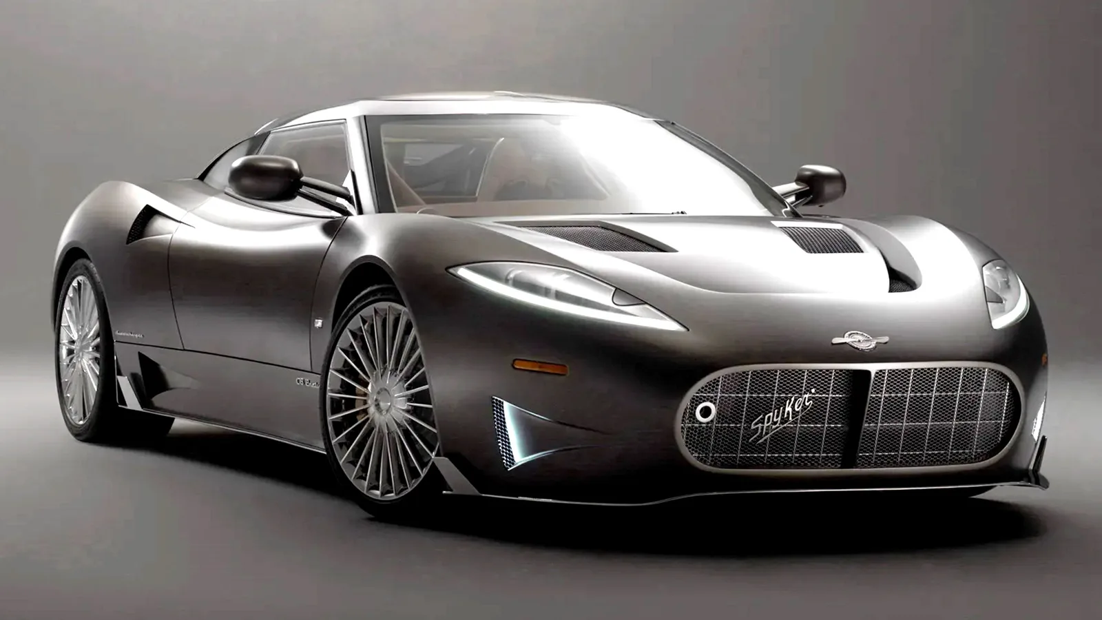 Spyker kehrt aus dem Tod zurück und macht sich auf den Weg nach Pebble Beach