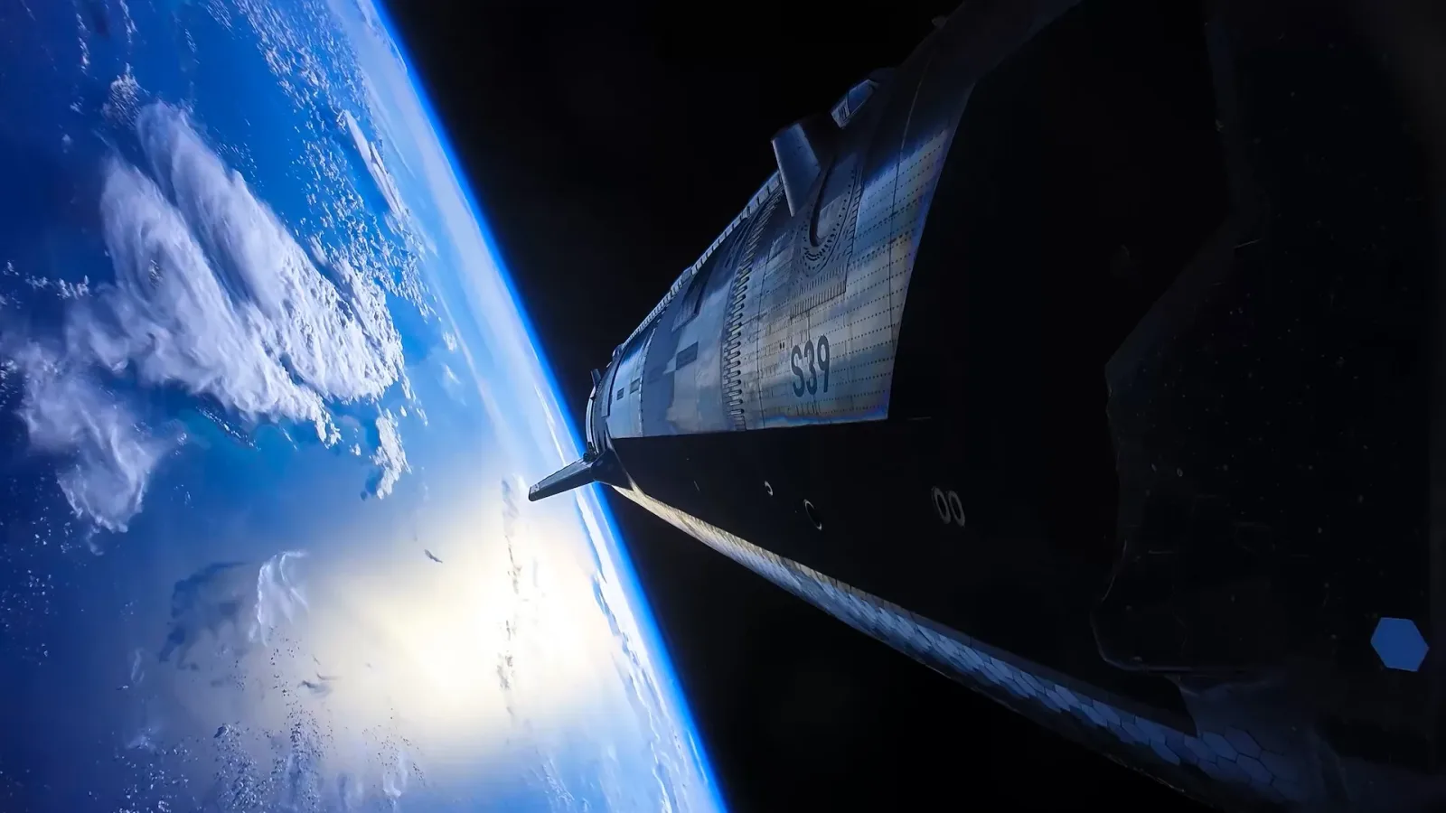 SpaceX to test Starfall vehicle for space manufacturing, cargo return