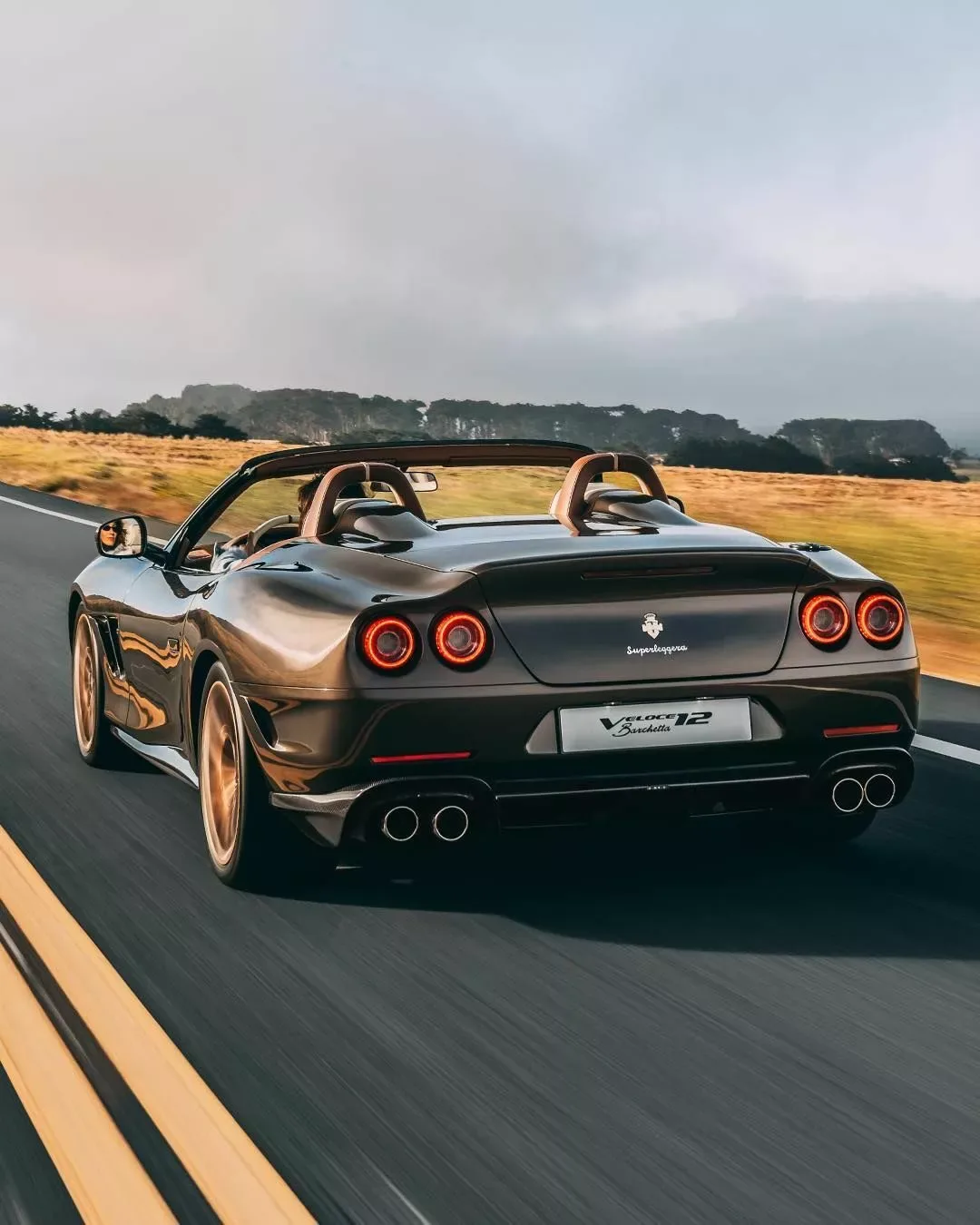 Touring Aperta: Das erste Spider-Modell mit Schaltgetriebe