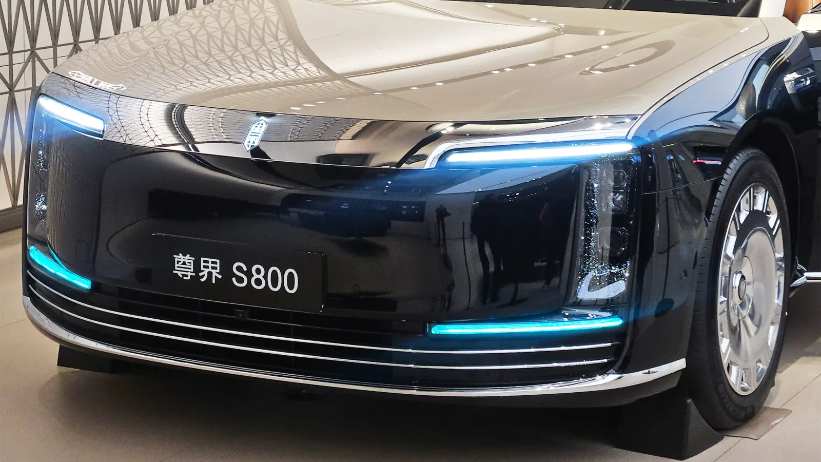 Mercedes setzt mit Turquoise-Farben in autonomen Fahrmodus neuen Trend, China beendet ihn