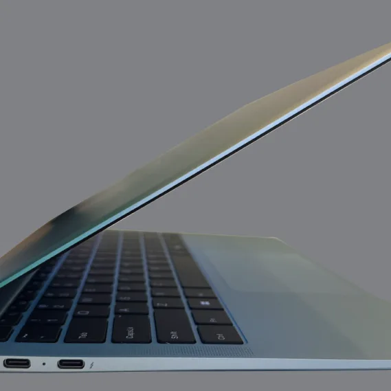 Frore System kühlt Intels Wildcat Lake-Laptop-Referenzdesign mit dem solid-state AirJet Mini: 15 Watt Dauerleistung ohne Lüfter ermöglichen dem MacBook-Nachfolger eine schlanke Bauhöhe von 11,3 Millimetern bei absoluter Stille.