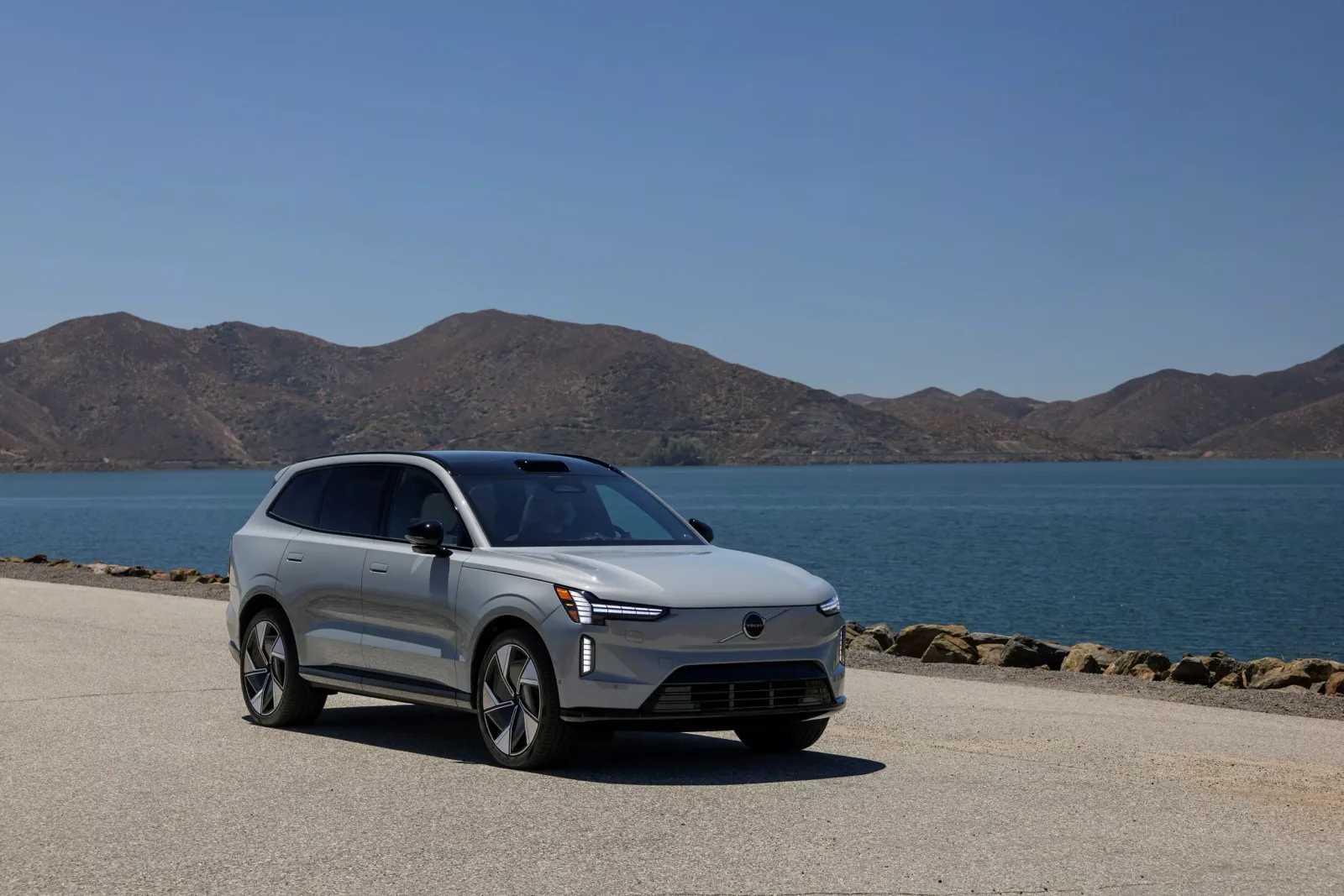 Biden will chinesische Autos und Technik verbieten, Trump genehmigt Volvo