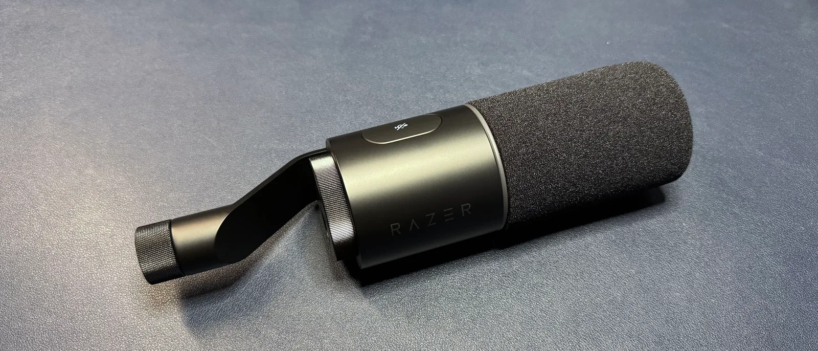 Razer Seiren V3 Pro Review: USB, XLR, and 32-bit float