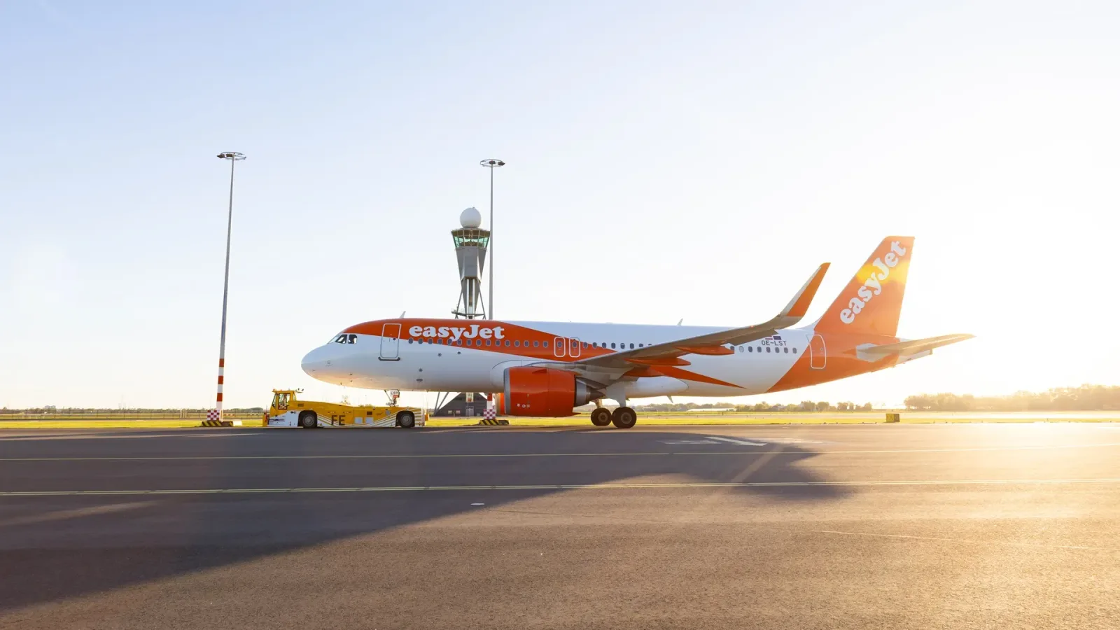 World's first electric TaxiBot to slash aircraft fuel use by up to 65%