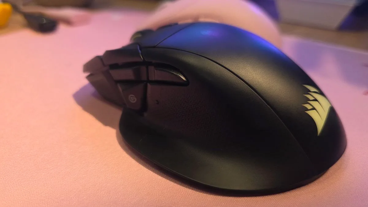 Corsair präsentiert Gaming-Maus mit Stream-Deck-Taste und bis zu 50 Stunden 8K-Akku
