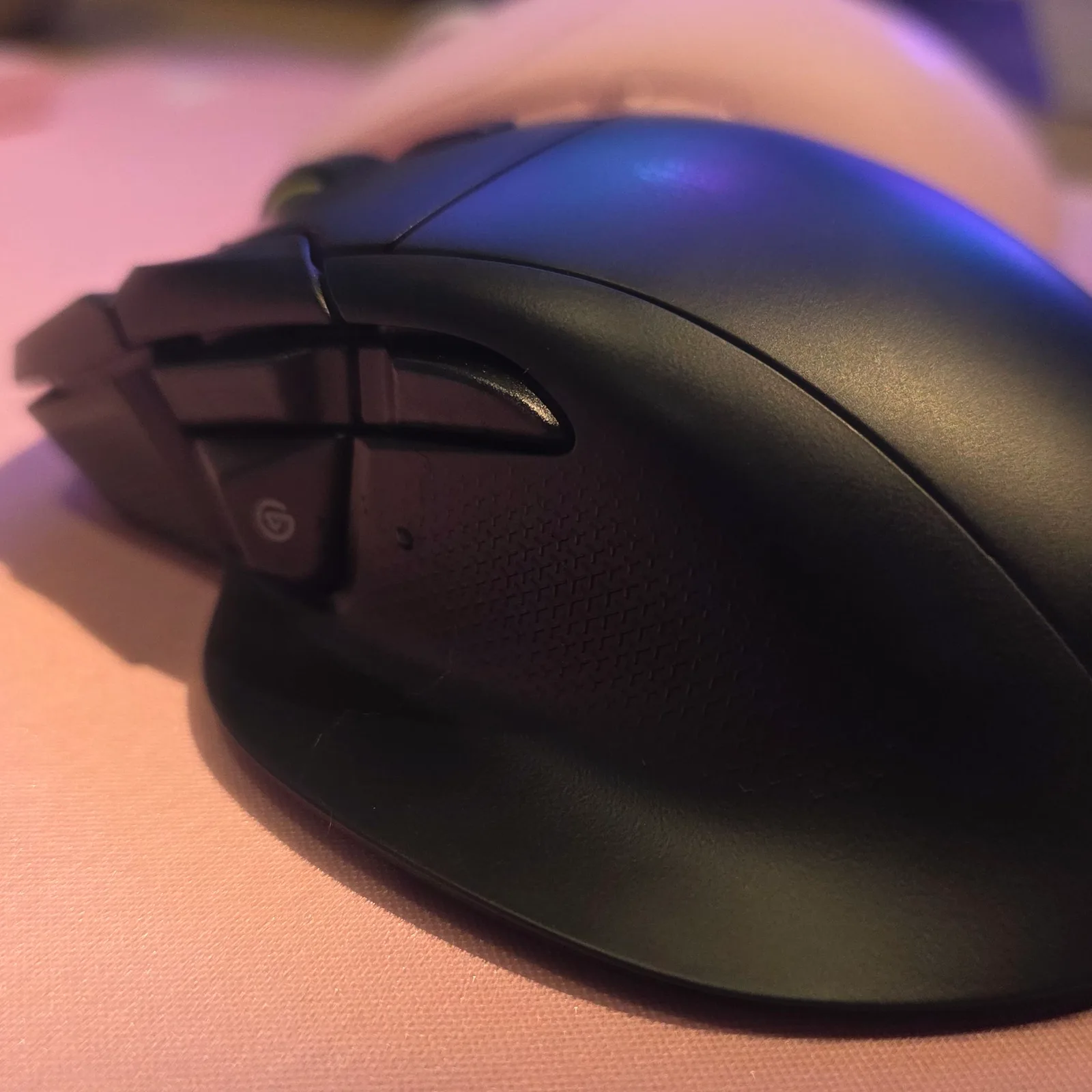 Corsair präsentiert Gaming-Maus mit Stream-Deck-Taste und bis zu 50 Stunden 8K-Akku